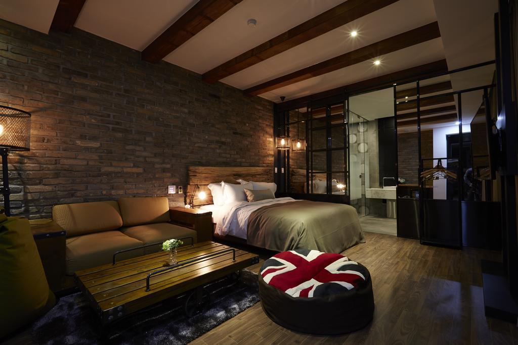 Chungbuk Inno City Namoo Hotel Eumseong Quarto foto