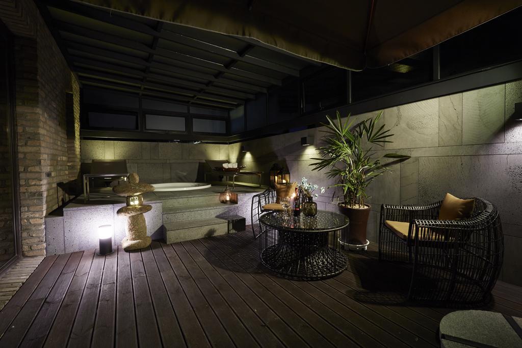 Chungbuk Inno City Namoo Hotel Eumseong Quarto foto